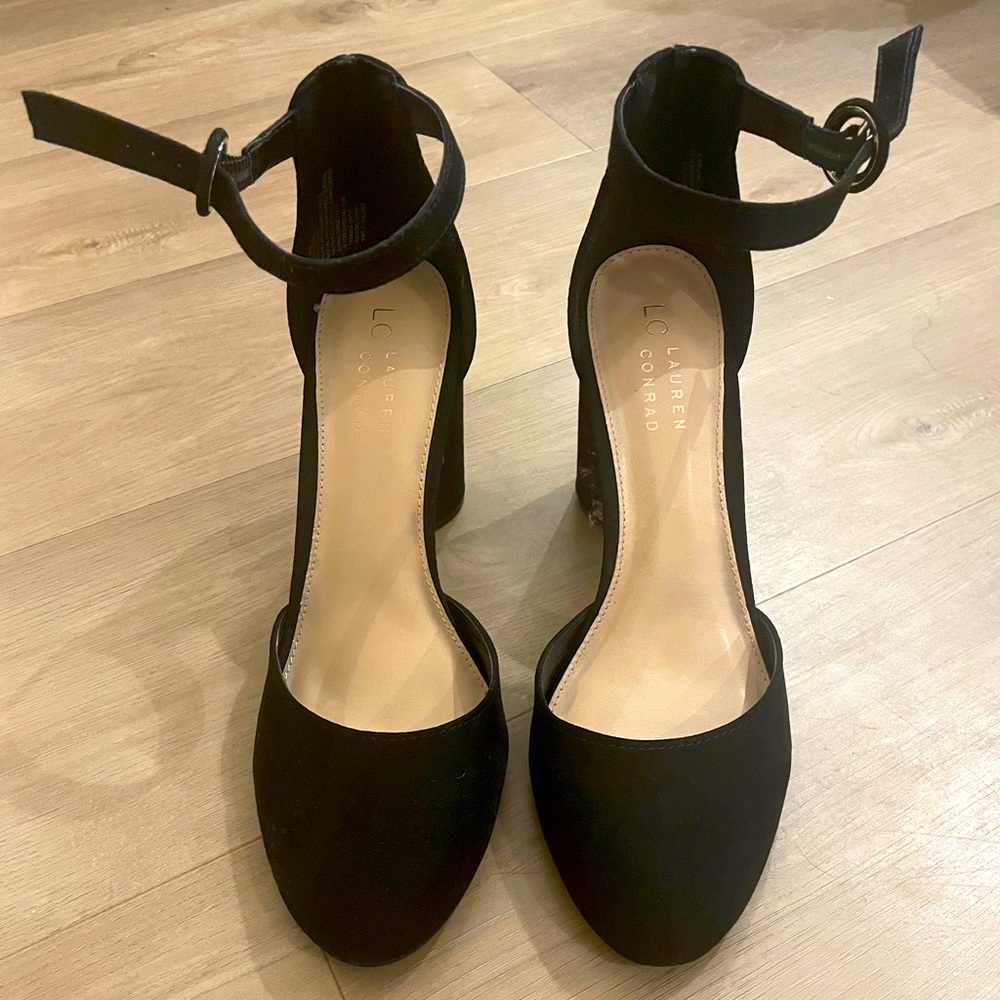 LC Lauren Conrad Hydrangea Women's High Heels